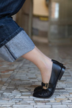 Carica l'immagine nel visualizzatore di Gallery, SABRINA