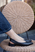 Upload the image to the Gallery viewer, AVA