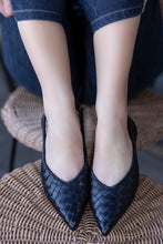 Upload the image to the Gallery viewer, AVA