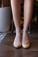 Carica l'immagine nel visualizzatore di Gallery, MATILDE