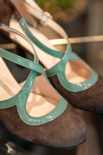 Load image into Gallery viewer, VIOLETTA