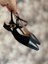 Carica l'immagine nel visualizzatore di Gallery, PUPETTA