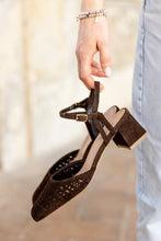 Carica l'immagine nel visualizzatore di Gallery, PRETTY LIGHT