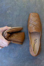 Carica l'immagine nel visualizzatore di Gallery, SANDRA