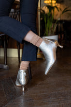 Carica l'immagine nel visualizzatore di Gallery, SERAPHINE