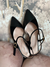 Carica l'immagine nel visualizzatore di Gallery, PUPETTA