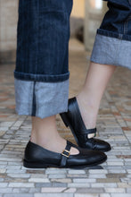 Carica l'immagine nel visualizzatore di Gallery, SABRINA