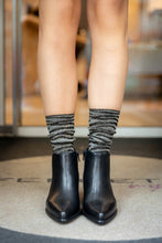 Load image into Gallery viewer, LEONA