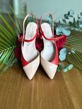 Carica l'immagine nel visualizzatore di Gallery, PUPETTA