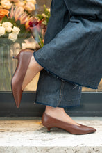 Load image into Gallery viewer, AMANDA