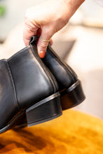 Load image into Gallery viewer, LEONA