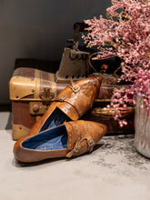 Load image into Gallery viewer, KATE