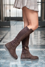 Load image into Gallery viewer, HEATHER