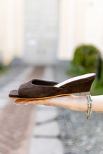 Upload the image to the Gallery viewer, AUDREY