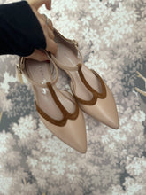 Carica l'immagine nel visualizzatore di Gallery, VIOLANTE