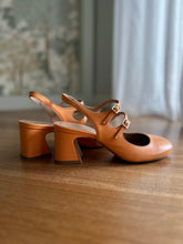 Carica l'immagine nel visualizzatore di Gallery, MIRTA