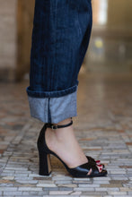 Carica l'immagine nel visualizzatore di Gallery, NICOLE