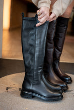 Upload the image to the Gallery viewer, LICIA.