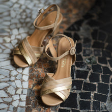 Carica l'immagine nel visualizzatore di Gallery, Ylenia