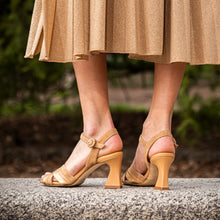 Carica l'immagine nel visualizzatore di Gallery, Ylenia