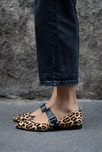 Load image into Gallery viewer, CORINNE
