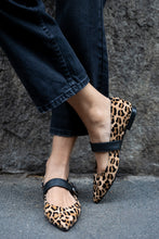 Load image into Gallery viewer, CORINNE
