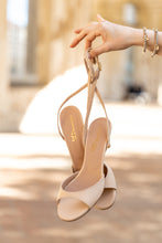 Carica l'immagine nel visualizzatore di Gallery, CHARME
