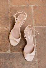 Carica l'immagine nel visualizzatore di Gallery, CHARME
