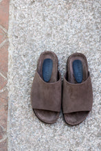 Upload the image to the Gallery viewer, BANDY
