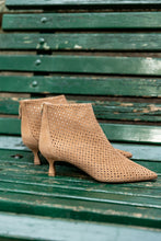 Carica l'immagine nel visualizzatore di Gallery, SERAPHINE LIGHT
