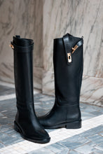 Load image into Gallery viewer, MAVI
