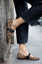 Load image into Gallery viewer, CORINNE
