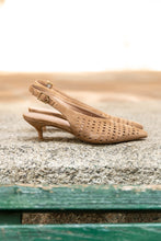 Carica l'immagine nel visualizzatore di Gallery, KARINA
