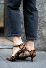 Load image into Gallery viewer, ARABELLA
