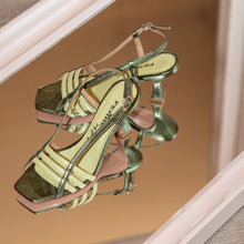 Carica l&#39;immagine nel visualizzatore di Gallery, Tessa
