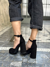 Upload the image to the Gallery viewer, SHIRLEY
